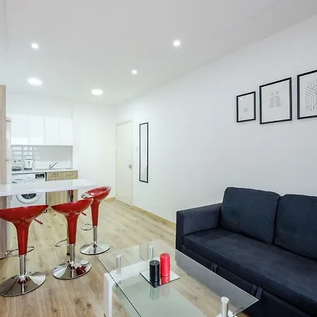 City Mackenzie I Appartamento Larnaca